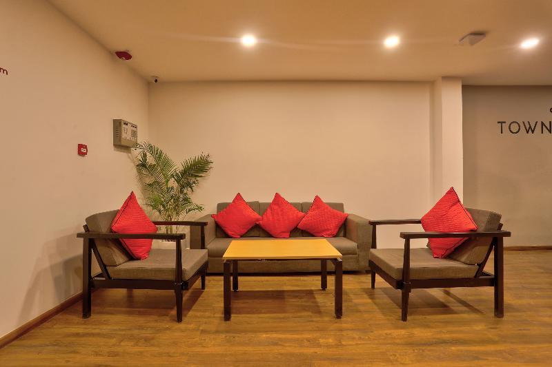 Oyo Townhouse 87 Spartan Nagar 钦奈 外观 照片