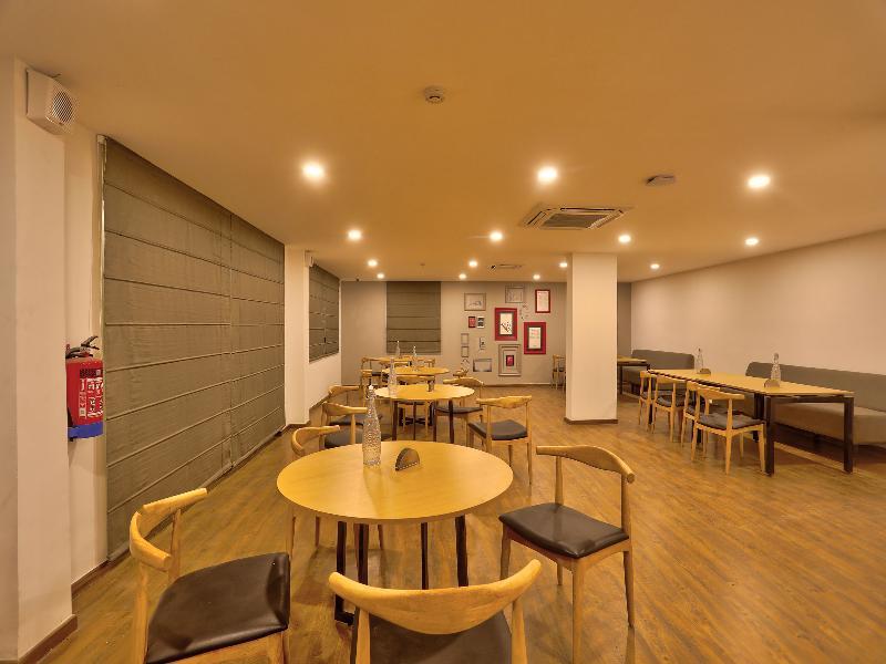 Oyo Townhouse 87 Spartan Nagar 钦奈 外观 照片