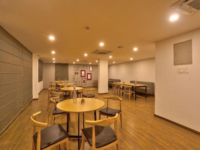 Oyo Townhouse 87 Spartan Nagar 钦奈 外观 照片