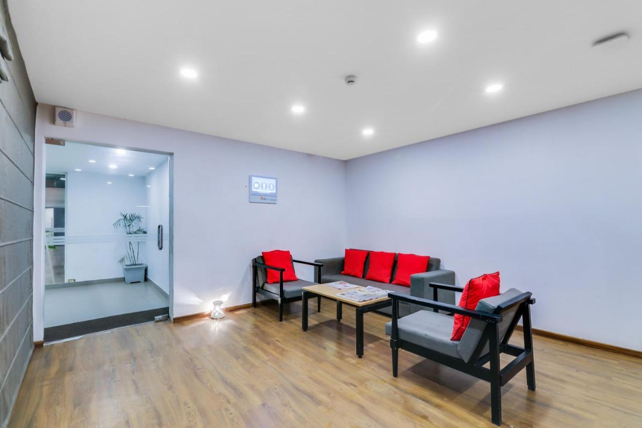 Oyo Townhouse 87 Spartan Nagar 钦奈 外观 照片